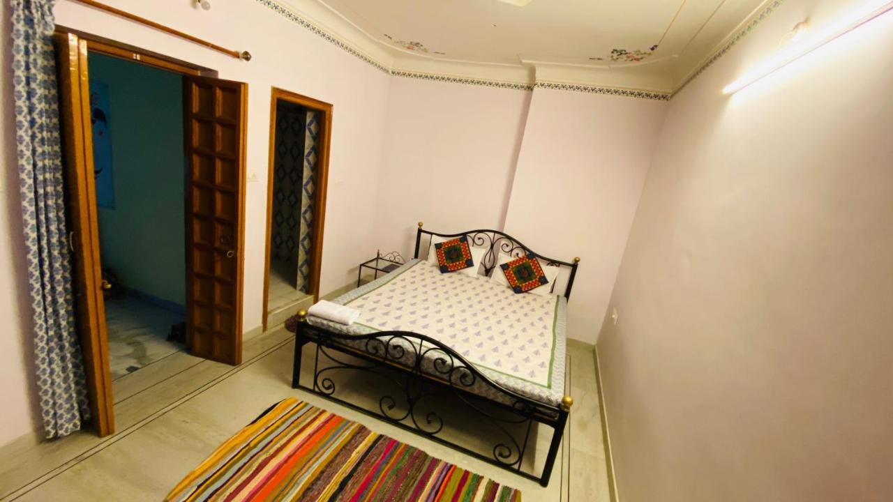 Kesar Palace Hotel Udaipur Eksteriør billede